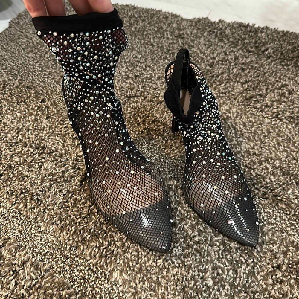 Brand new Dream Paris women’s high heel